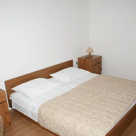Apartments By The Sea Mandre, Pag - 4095