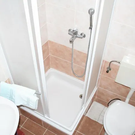 Apartment Apartments By The Sea Mandre, Pag - 4095