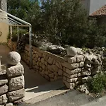Apartman Apartments By The Sea Mandre, Pag - 4095 *