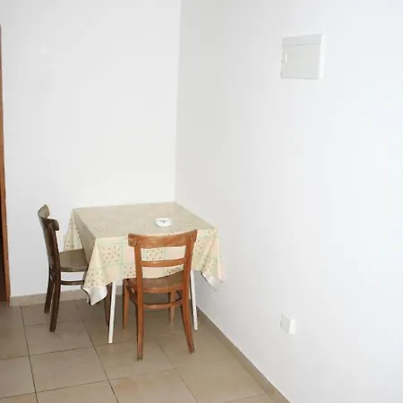 By The Sea Mandre - Pag - 4095 كولان